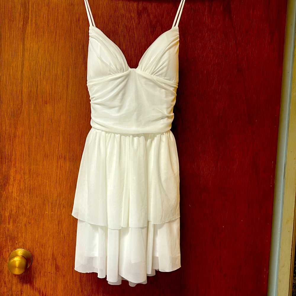 Adorable white layered dress